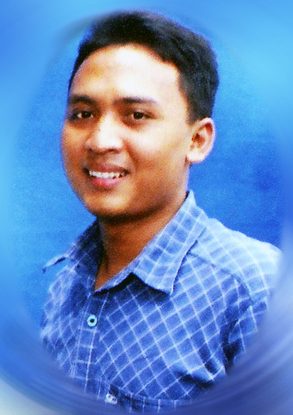 Ini waktu jadi koordinator wisuda di ITS Surabaya.